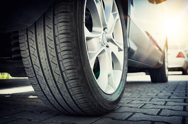  Tire Buying Guide: Choosing the Right Tires for Your Vehicle